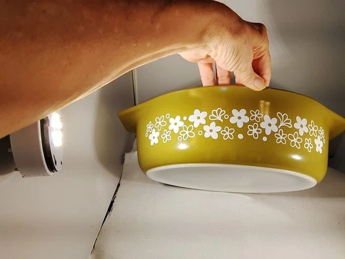 Vintage Pyrex Casserole Dish Spring Blossom 045 2-1/2 QT With Lid