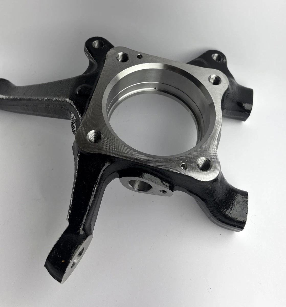 NTY ZZP-TY-019 Front Left Steering Knuckle Toyota Hilux 43212-0K030 photo 2