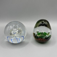 Vtg Lot OF 2 PAPER WEIGHT HAND BLOWN Glass MULTI COLOR CONTROLLED BUBBLES