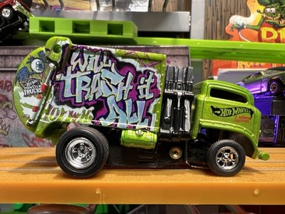 Custom PHATTYZ Hot Wheels Slot Car Trash It All Truck Super III CalefNoise HO