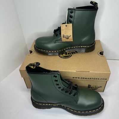 Dr Martens 1460 Smooth Leather Lace Up Boots Green Women s 8 Men s 7 New In Box