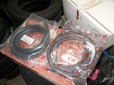 KIT GUARNIZIONI-PROFILI NERI PER SCOCCHE E BAULETTO PIAGGIO VESPA PX