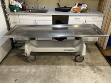 Ferno 101-H Embalming table
