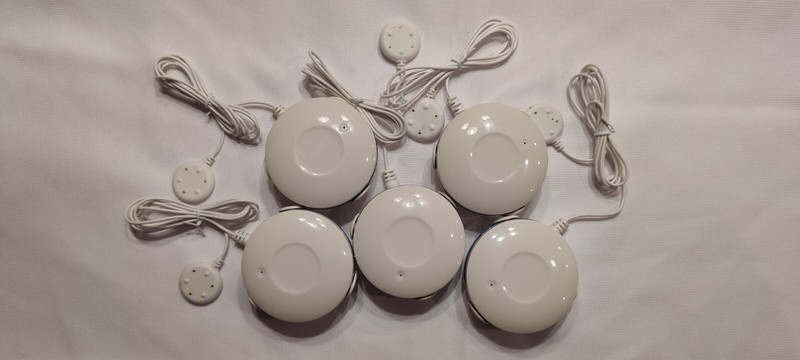 Lot Of 5 Z-wave plus water leak sensor LS100 (BRAND NEW)