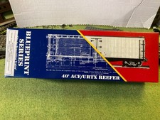 Branchline Trains Blueprint Series 40' ACF/URTX Reefer Schlitz HO scale