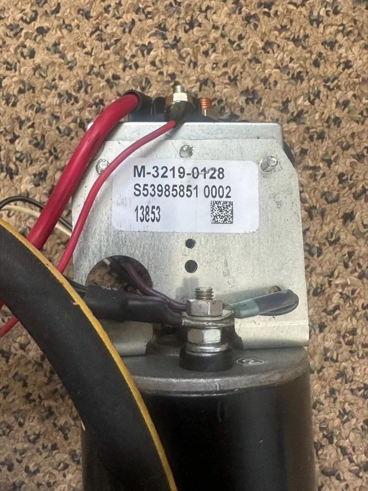 Conjunto hidráulico quitanieves Meyer Products - Arado casero pesca automática - 13853 Foto 3 de 4