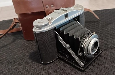 Vintage Agfa Isolette II Folding 120 Camera Apotar 85mm f/4.5 Lens - Germany - Bild 1 von 4