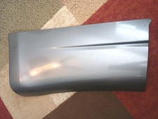 1999-2005 Ford Excursion Left Rear Quarter Body Molding Cladding Trim Platinum 1999-2005 Ford Excursion Left Rear Quarter Body Molding Cladding Trim Platinum