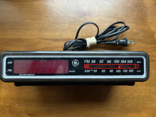 Vtg General Electric GE Alarm Clock AM/FM Radio 7-4612B Wood Grain Retro WORKS