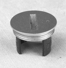 NIKON Bouchon piles série FM