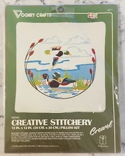 CREWEL EMBROIDERY VOGART CRAFTS ~ DUCKS ~ #2511 12" X 12" PILLOW KIT