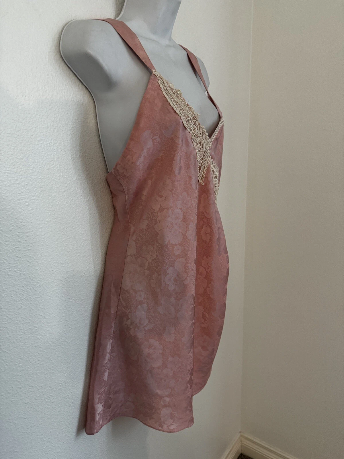 UNDERCOVER Camicia slip vintage Victoria's Secret taglia M raso e pizzo anni '80 rosa