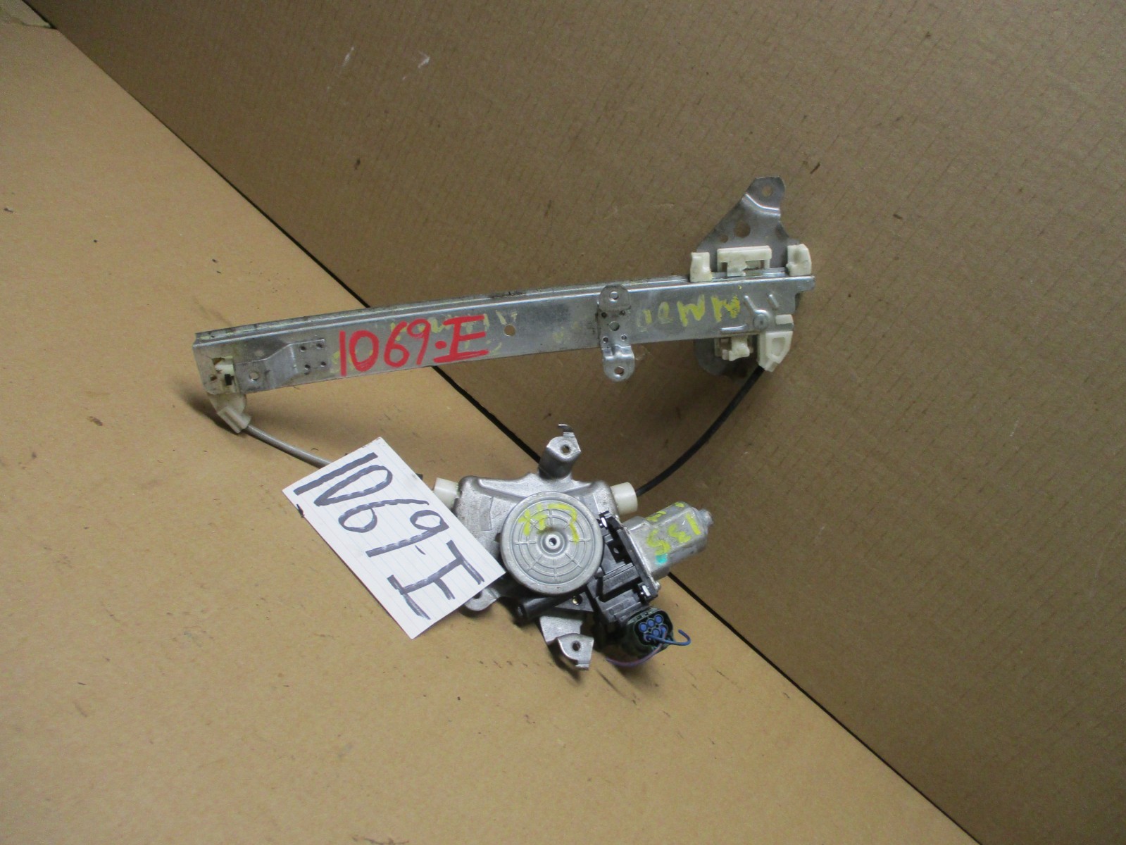 07 08 09 10 11 12 Altima REAR Driver Side Window Regulator W/ Motor #1069-E