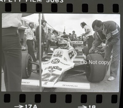WILLIAMS FWO7B ALAN JONES GRID #27 BRITISH GP 1980 35MM NEGATIVE PHOTOGRAPH FOTO