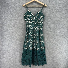 Love...Ady Dress Women S Small Green Floral Crochet Sheath Midi Zipper V-Neck