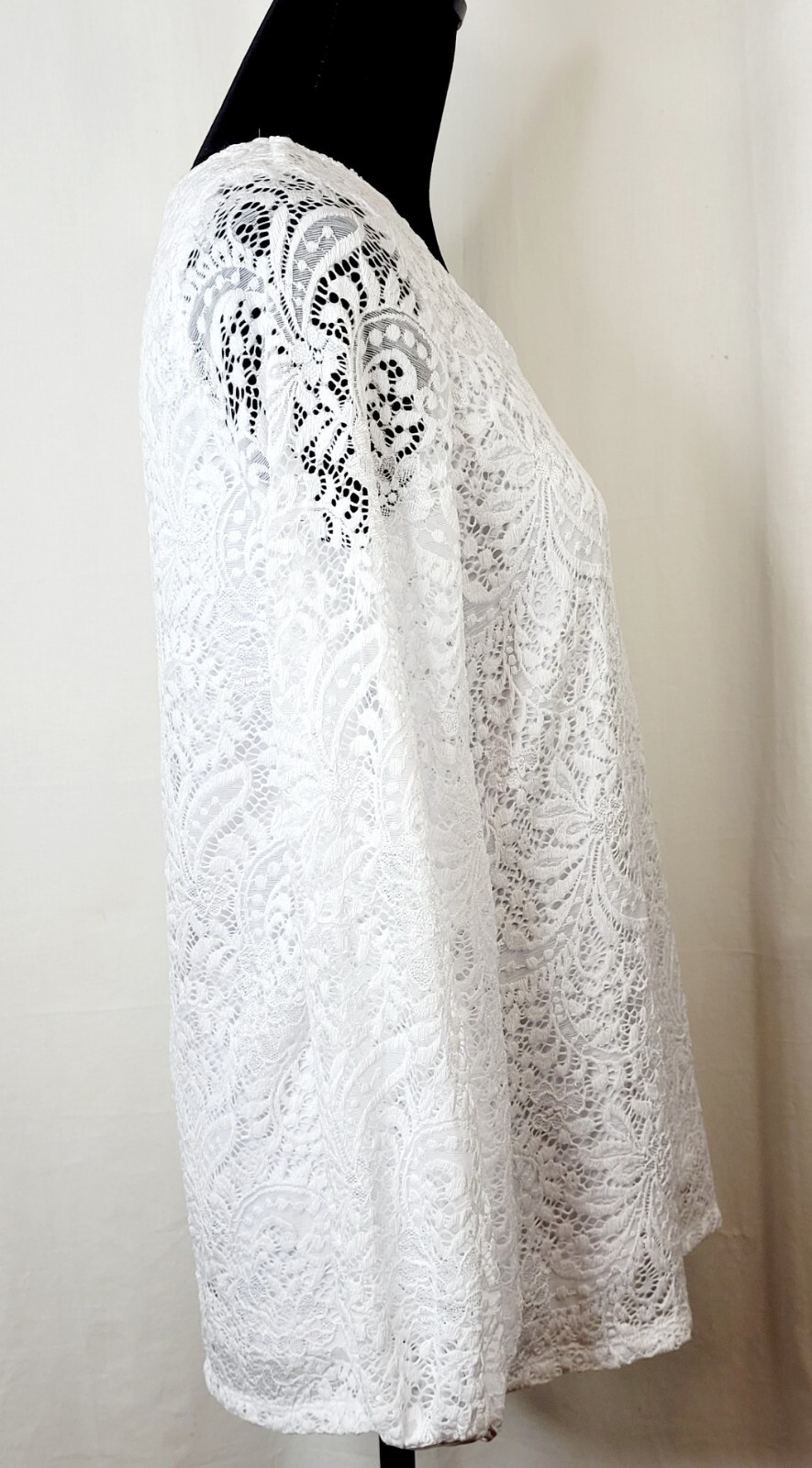 Antthony Originals  Ladies Solid White Lace Blouse Round Neck 3/4 Sleeve Sz XS