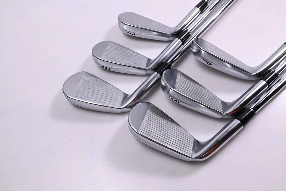 Srixon ZX7 MK II Irons / 5-PW / Stiff Flex KBS Tour 120 Shafts - Image 4 of 4