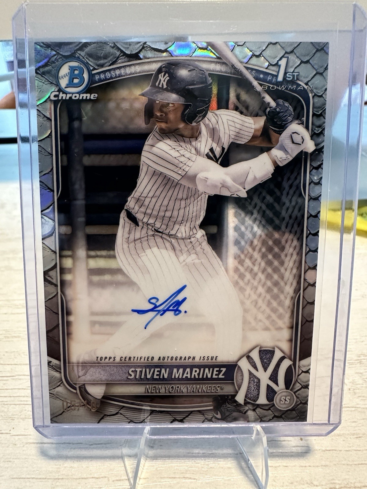 2025 Bowman Chrome Stiven Marinez 1st Auto Black Reptilian /10 Yankees