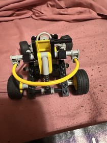 LEGO TECHNIC: Dune Duster (8207) read description 