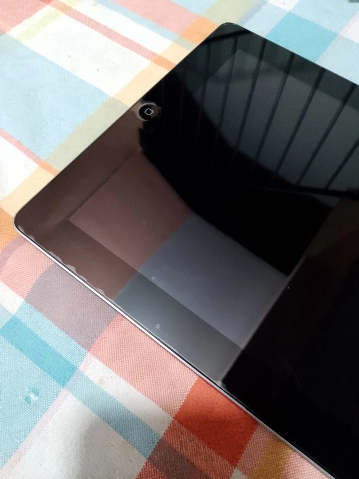 Apple Ipad 3 32gb Model A1430 - Immagine 3 di 4