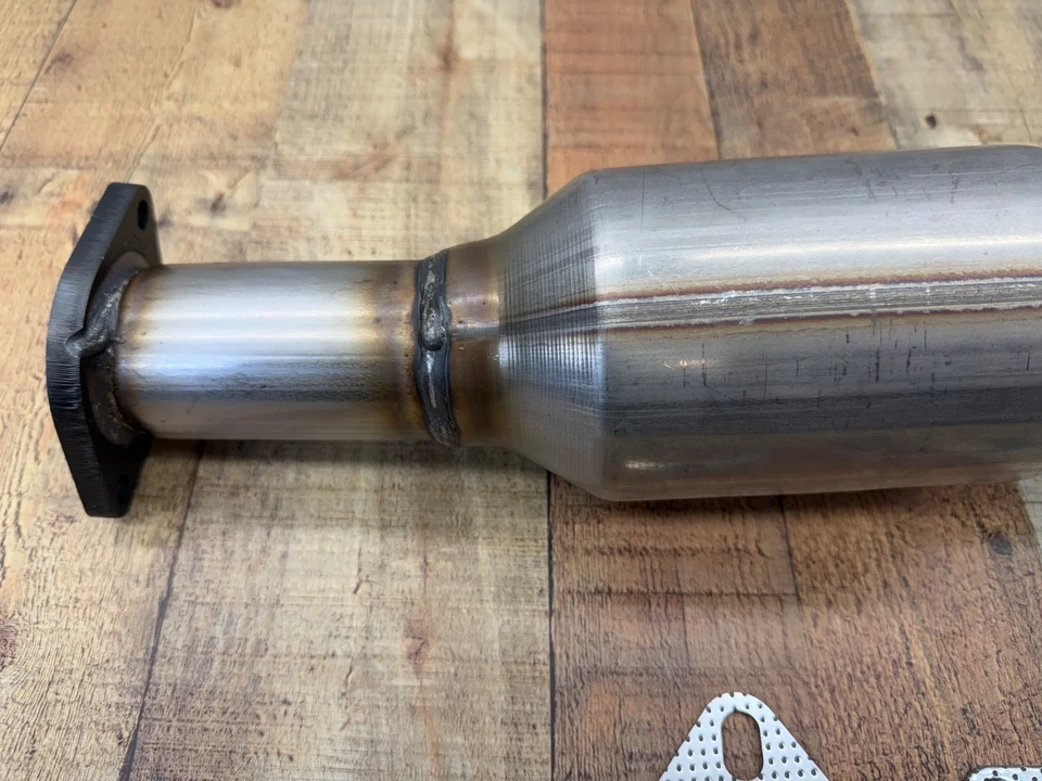 Convertidor catalítico para Buick Regal 2011-2015 2,4 L 11-16 Buick LaCrosse 2,4 L Foto 3 de 4