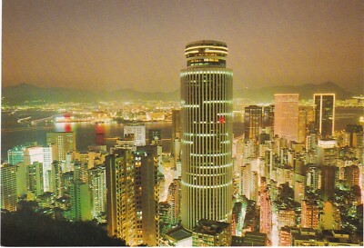 6x4 Kontinentalformat gedruckte Postkarte Hopewell Centre Wan Chai Hongkong Nacht