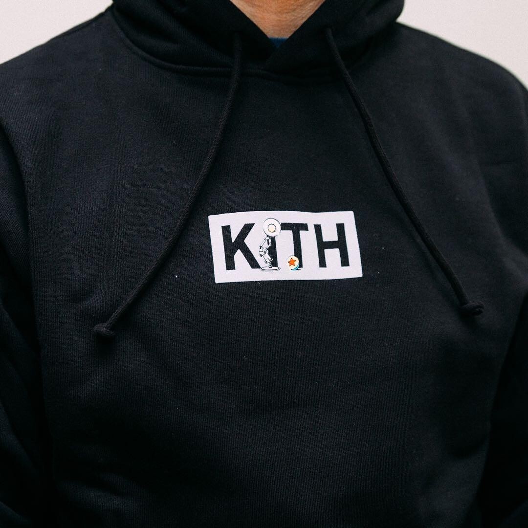 Kith Pixar ボックスロゴ フーディ 黒 XL | labiela.com