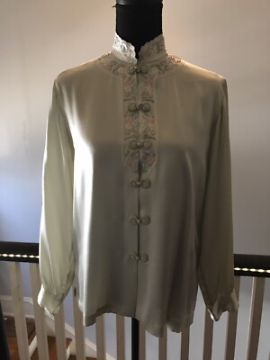 zhong sang 100% silk Top Comfortable, Breathable, Soft. Asian inspired￼. Sz. L