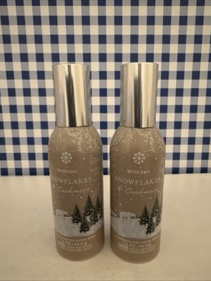 Two (2) ~ Bath & Body Works ~ SNOWFLAKES & CASHMERE ~ Concentrated Room Spray