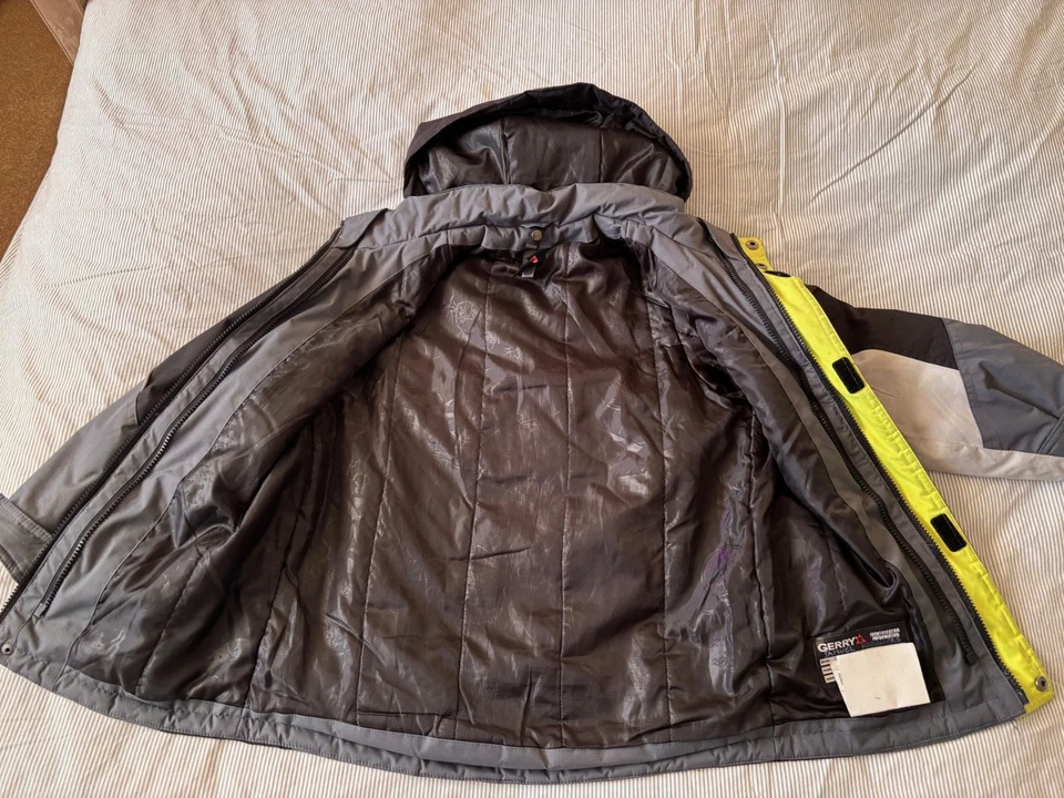 GERRY gray/black/white/yellow hooded Jacket coat, Youth boy size S 7/8 - Image 3 of 4
