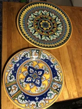 Deruta Italian pottery 2 GEO 8.75" and 10.25" PLATES HAND PAINTED in Italy -2001