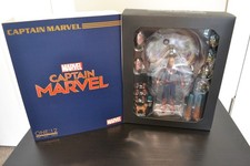 Mezco Toyz Captain Marvel Superhero Comics One 12 Collective Action Figure