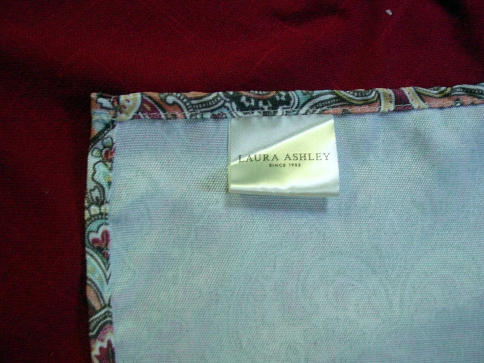 Laura Ashley paisley tablecloth 60"x98" - Image 2 of 3