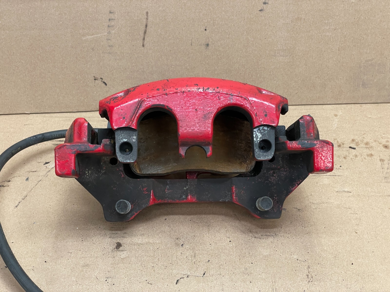 2017 2018 Maserati Levante Front Left Driver Brake Caliper Red 1442 OEM