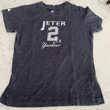 majestic boys Derek Jeter T shirt. Vintage look Sz 12-14. runs small