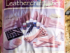 Tandy Youth Group Leathercraft Starter Set 55511-02 NEW IN UNSEALED BUCKET DISC.