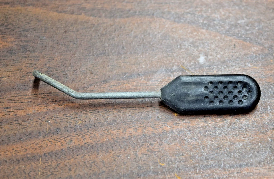 Perilla de bloqueo de puerta de carga trasera Land Rover Discovery 2 émbolo escotilla puerta trasera 99 04 OE Foto 2 de 2