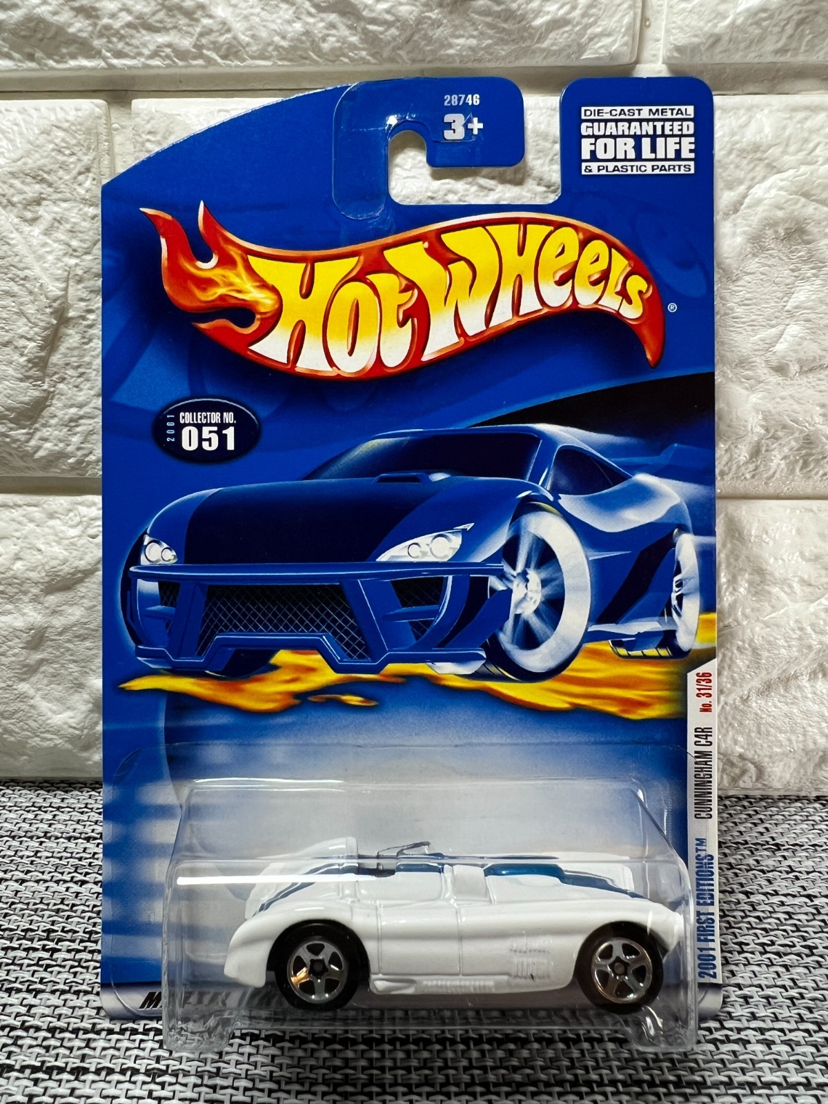 Hot Wheels 2001 First Editions Cunningham C4R No.31/36 2001 Collector #051 White