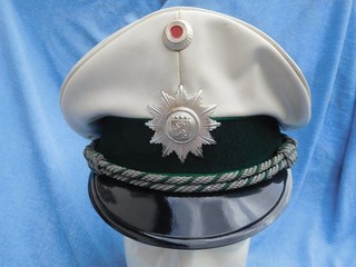 Hessen Landespolizei Schirmmütze grün/weiß vor 1977 m. D. obsolete