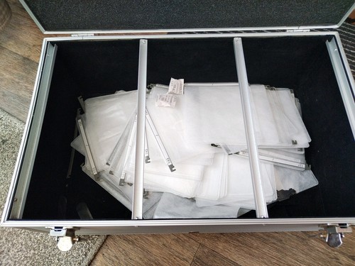 DJ Aluminium Flight Case Box CD / Karaoke Disc Storage With Numbered Sleeves - Picture 3 of 16