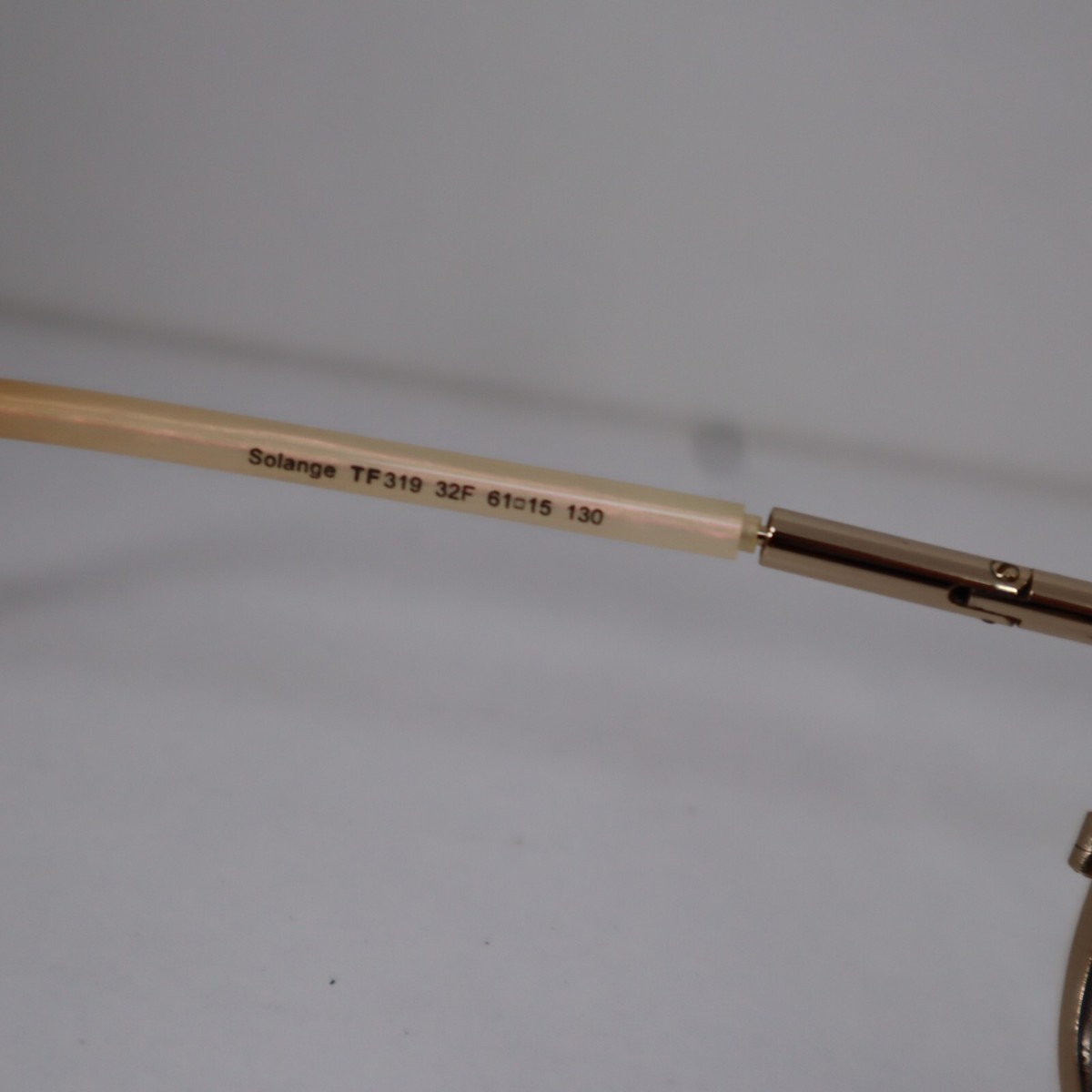 TOM FORD TF 319 32F SOLANGE Gold White Oversized Sunglasses  display picture 1