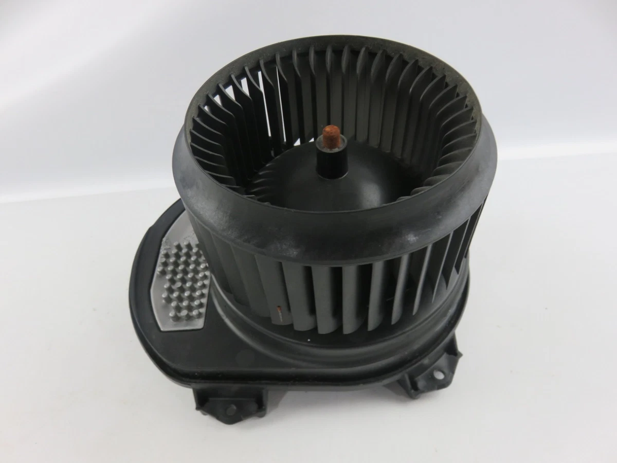 Mercedes Benz CLA250 CLA45 GLA250 GLA45 A/C Blower Motor OEM 14 18 
