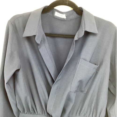 Essue Größe Small dunkelblau Faux Wickel Strampler Langarm Stretch Taille - Bild 2 von 8