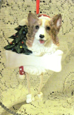 ORNEMENT 3D CORGI BR/WH ET ARBRE "JAMBES DE CHANVRE" RÉSINE 5"x3,5" NEUF #35356-100