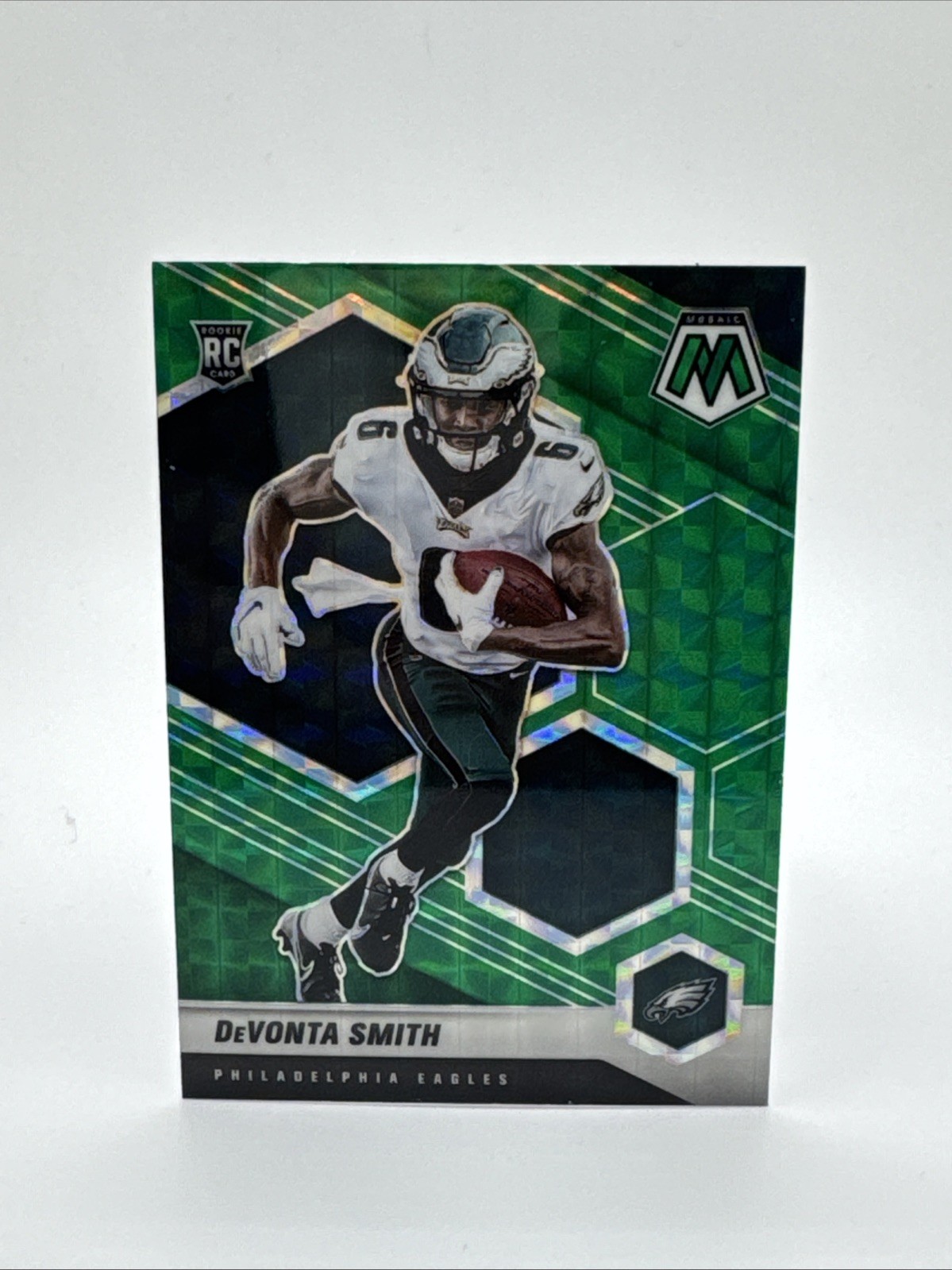 2021 Panini Mosaic DeVonta Smith Prizm Green #305 RC Philadelphia Eagles