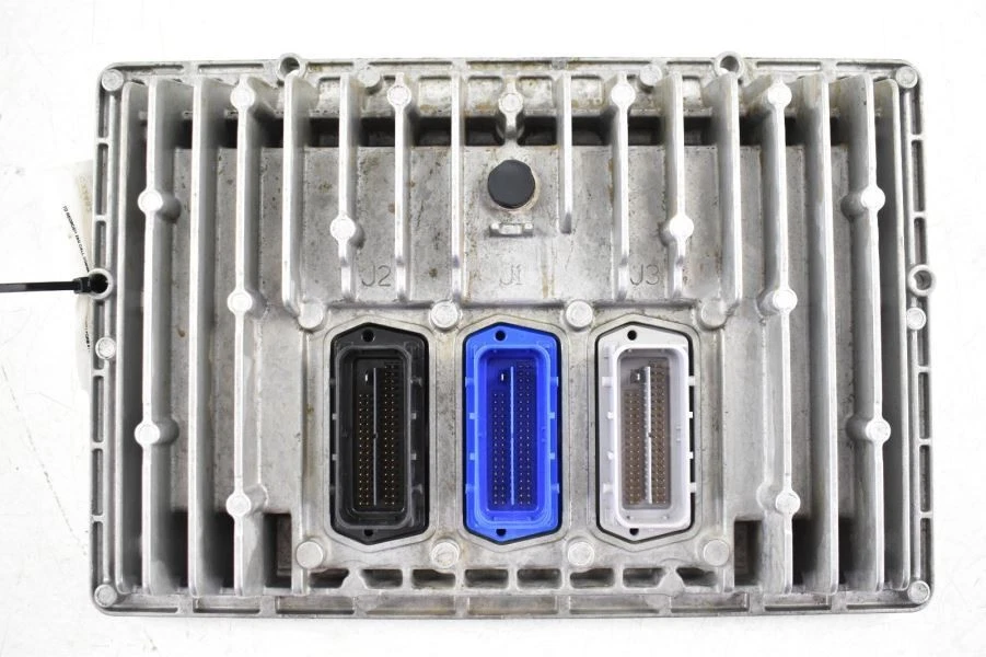 2016 Chevrolet Silverado 2500 ECM Electronic Control Module 127K Miles Used - Image 2 of 4