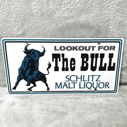 Vintage Schlitz Malt Liquor Lookout For The Bull Metal Sign Beer License Plate