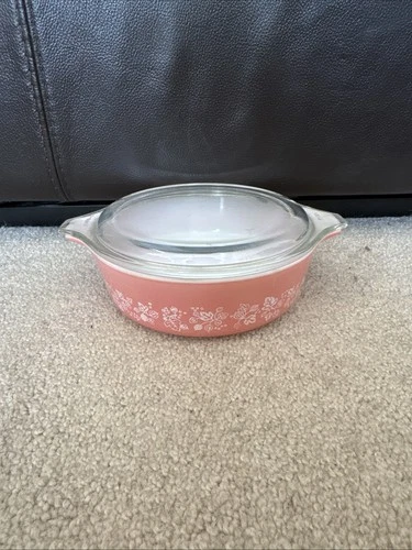 Vintage PYREX Pink Gooseberry 471 Bowl *Chipped* 1 Pint USA Serving Dish 1960s