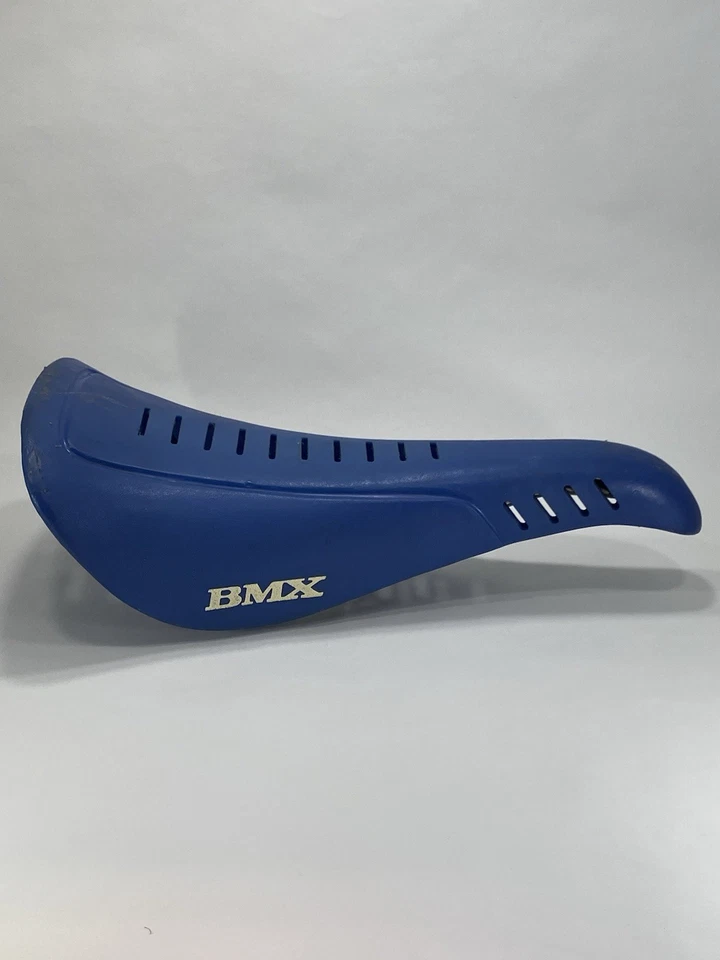 Vintage 80s Mongoose M1 Vented BMX Seat Californian Pro Class Cru Rad Blue 1980s - Image 2 of 4