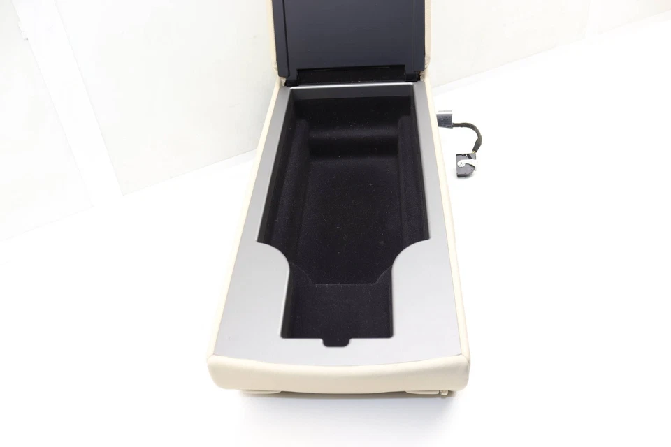 2003-2008 BMW 760LI - REAR Armrest / ARM REST (Heated) 6962986 - Image 4 of 4